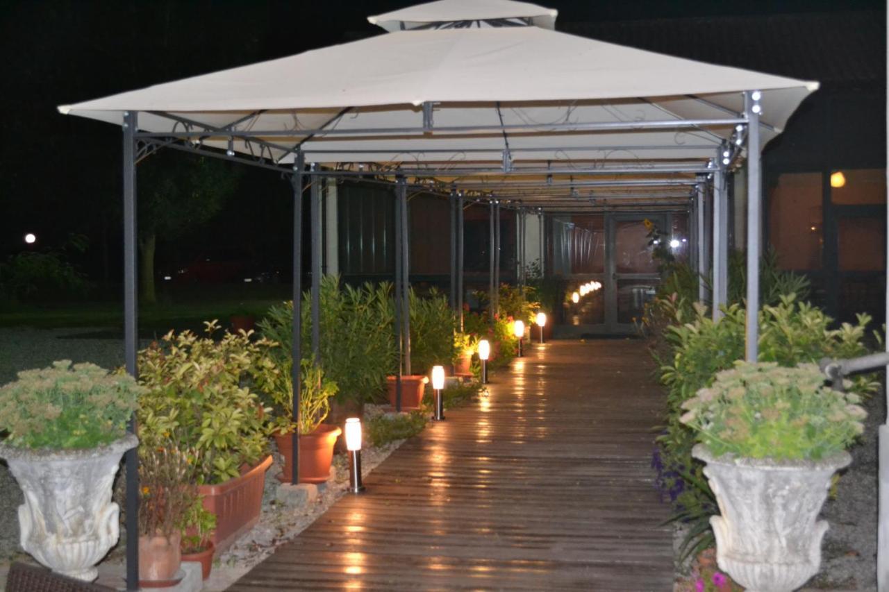 Hotel Riviera Ristorante La Briciola Novellara Ngoại thất bức ảnh