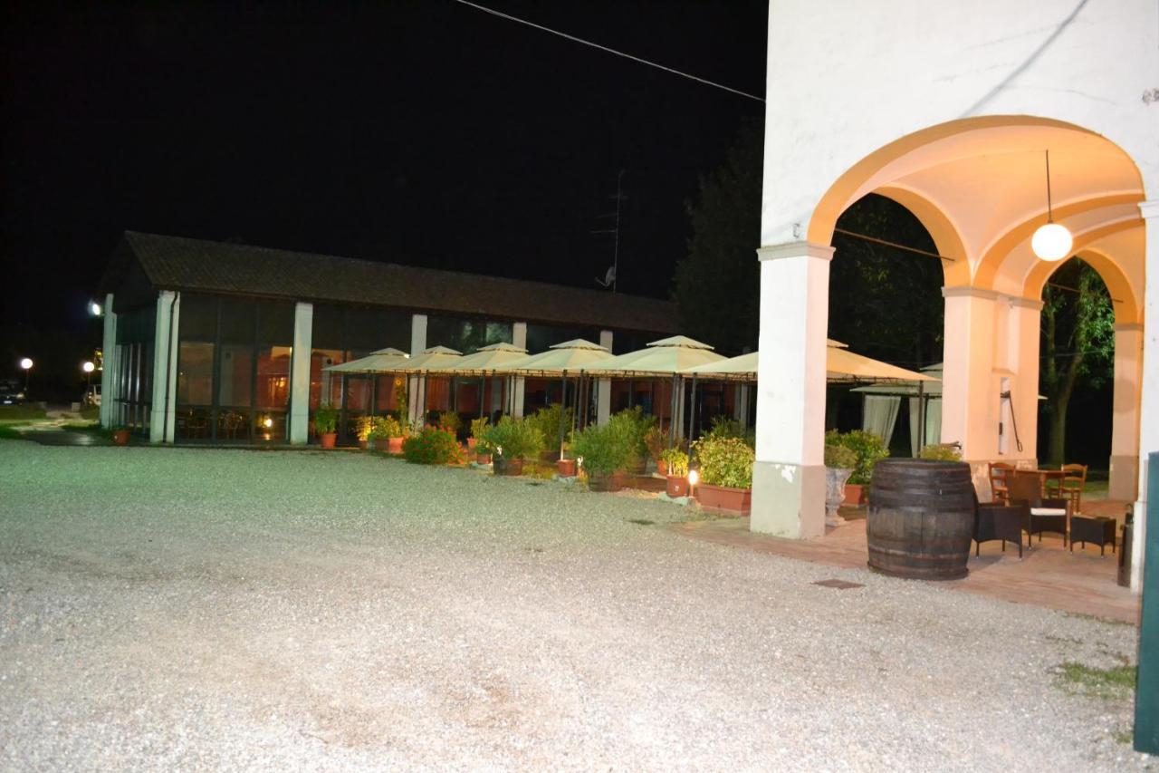Hotel Riviera Ristorante La Briciola Novellara Ngoại thất bức ảnh
